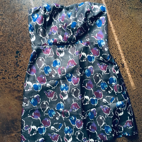 American Eagle Strapless Petals Mini Dress 6 - Picture 2 of 7